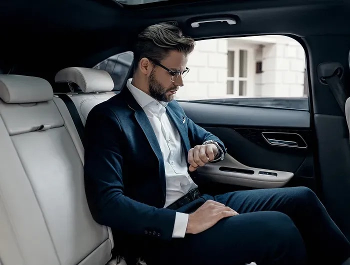 arenda-avto-s-voditelem-v-almaty-07 arenda-avto-s-voditelem-v-almaty-07